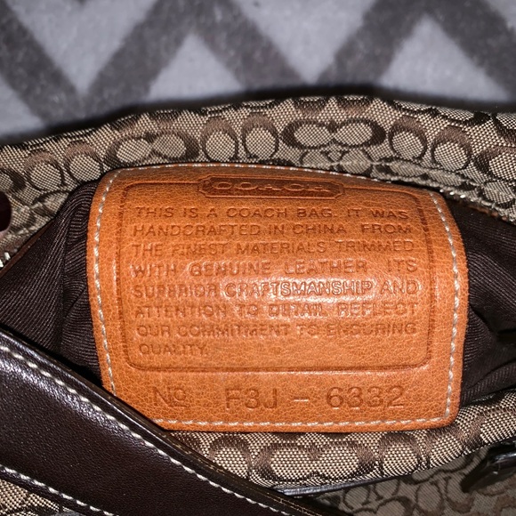 COACH purse 💯 authentic - Picture 3 of 6